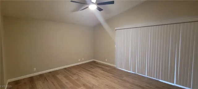 $2,398 | 2701 Beachside Court, Las Vegas, NV 89117