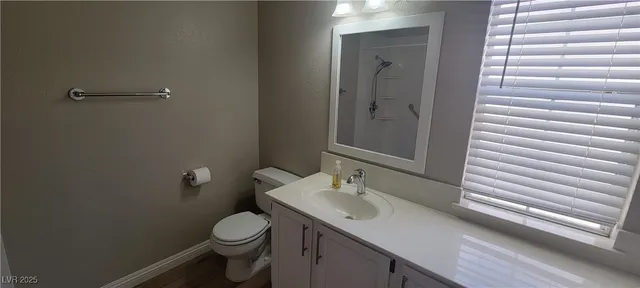 $2,398 | 2701 Beachside Court, Las Vegas, NV 89117