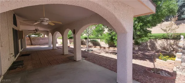 $2,398 | 2701 Beachside Court, Las Vegas, NV 89117