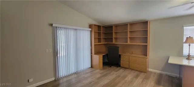 $2,398 | 2701 Beachside Court, Las Vegas, NV 89117