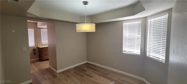 $2,398 | 2701 Beachside Court, Las Vegas, NV 89117