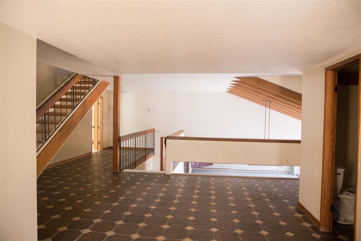 581 Mason Road Vista, CA 92084 - Photo 4 of 16