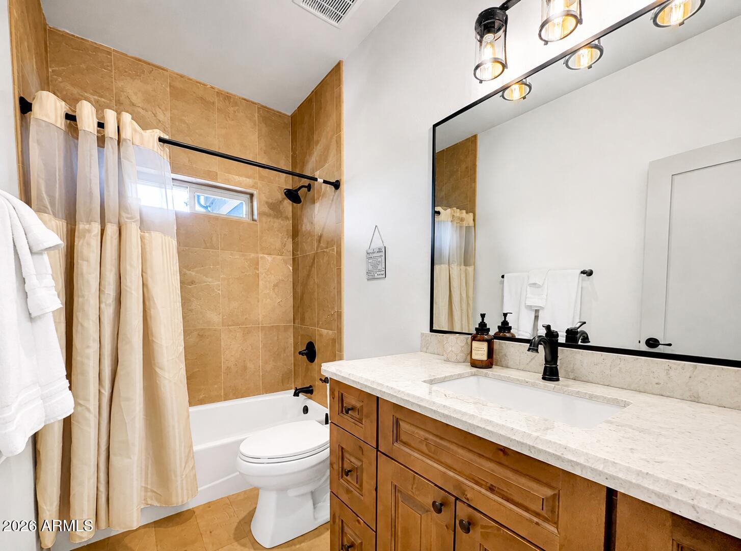 9155 Tomahawk Trail Pine, AZ 85544 - Photo 27 of 39 Guest Bath