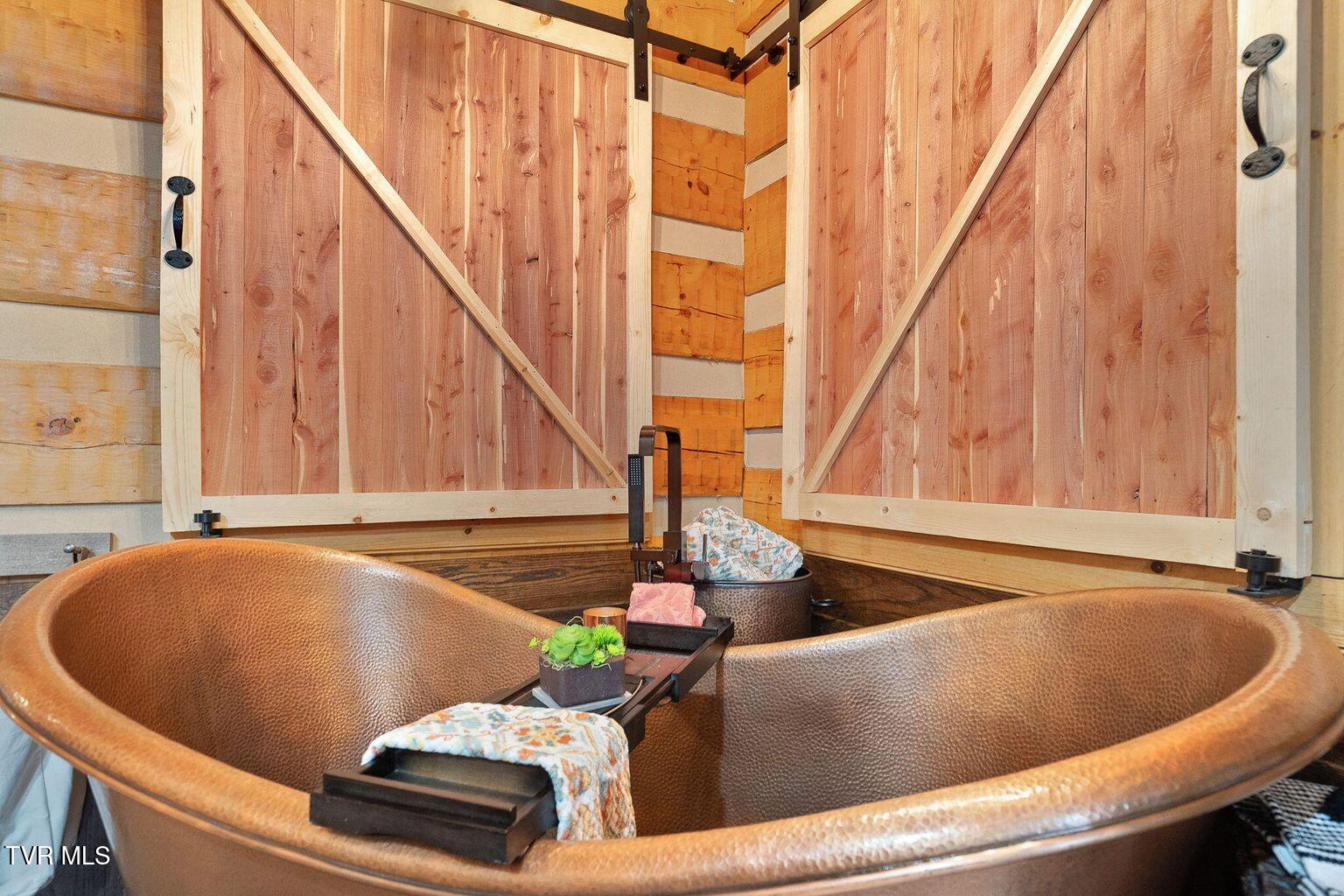570 Leonard Road Greeneville, TN 37743 - Photo 22 of 85 20220712020211185773000000-o