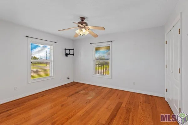 $289,900 | 207 Hebert Street, Lake Charles, LA 70607