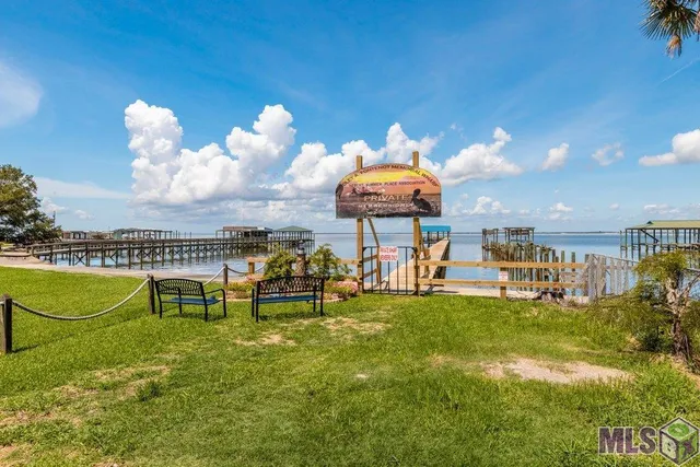 $294,900 | 207 Hebert Street, Lake Charles, LA 70607