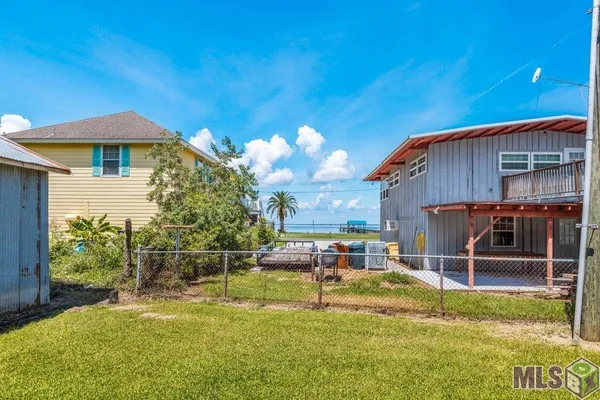 $289,900 | 207 Hebert Street, Lake Charles, LA 70607