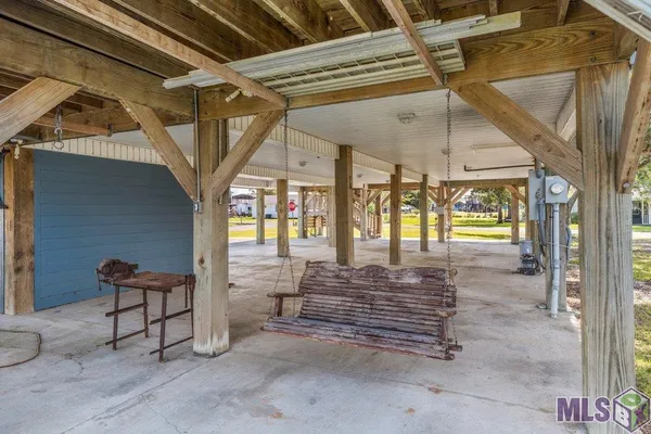 $289,900 | 207 Hebert Street, Lake Charles, LA 70607