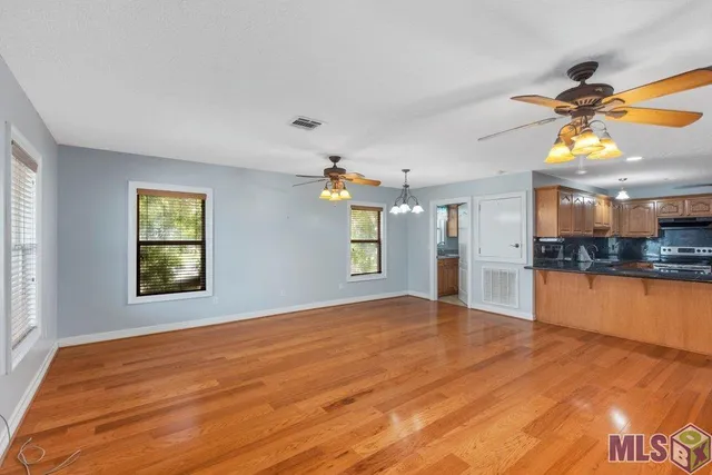 $294,900 | 207 Hebert Street, Lake Charles, LA 70607