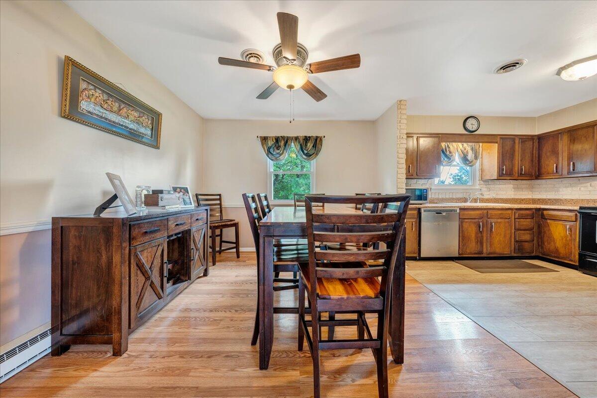 4940 Shadow Lane Roanoke, VA 24019 - Photo 5 of 29 05-MIB03273