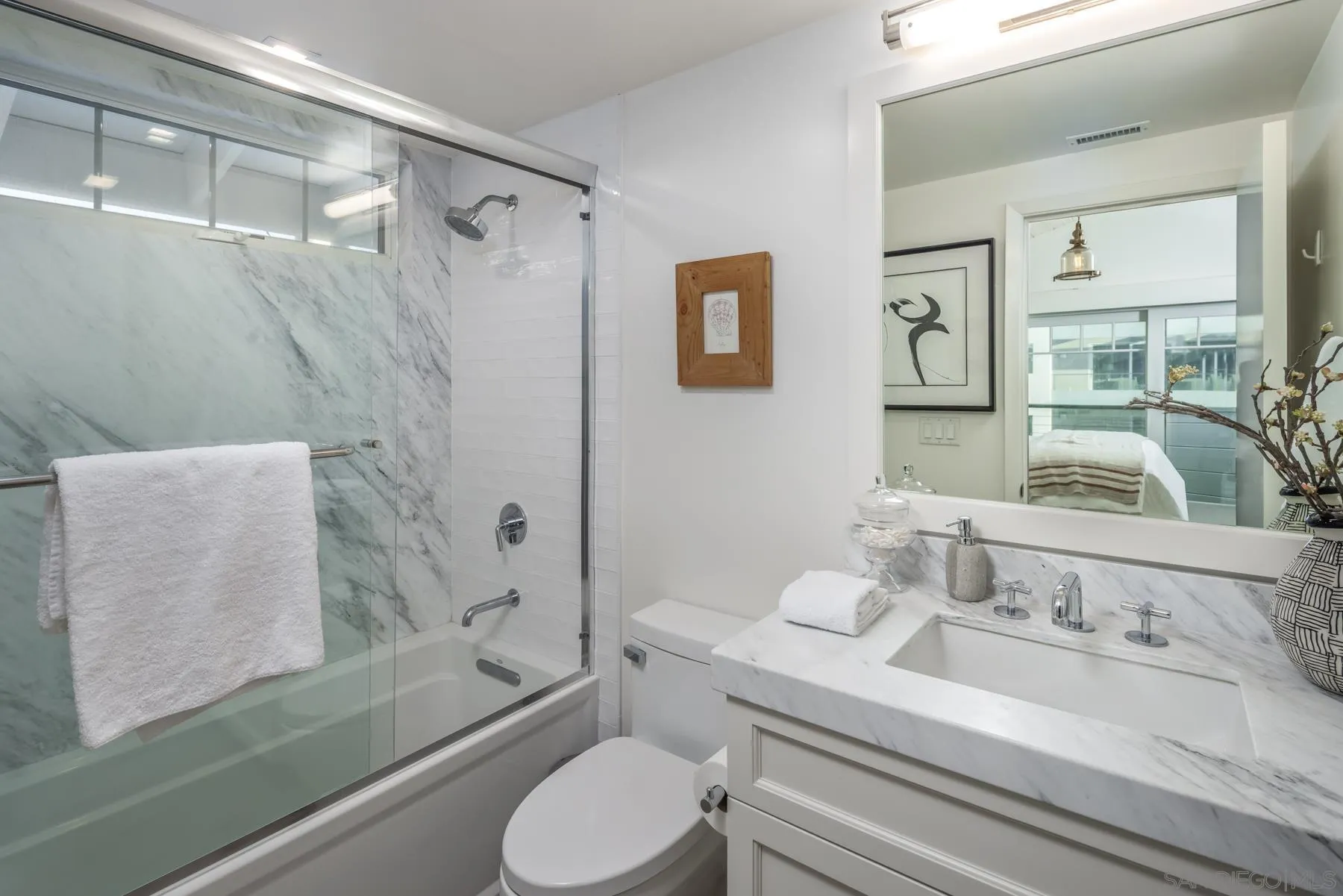 2050 Ocean Front Del Mar, CA 92014 - Photo 18 of 30