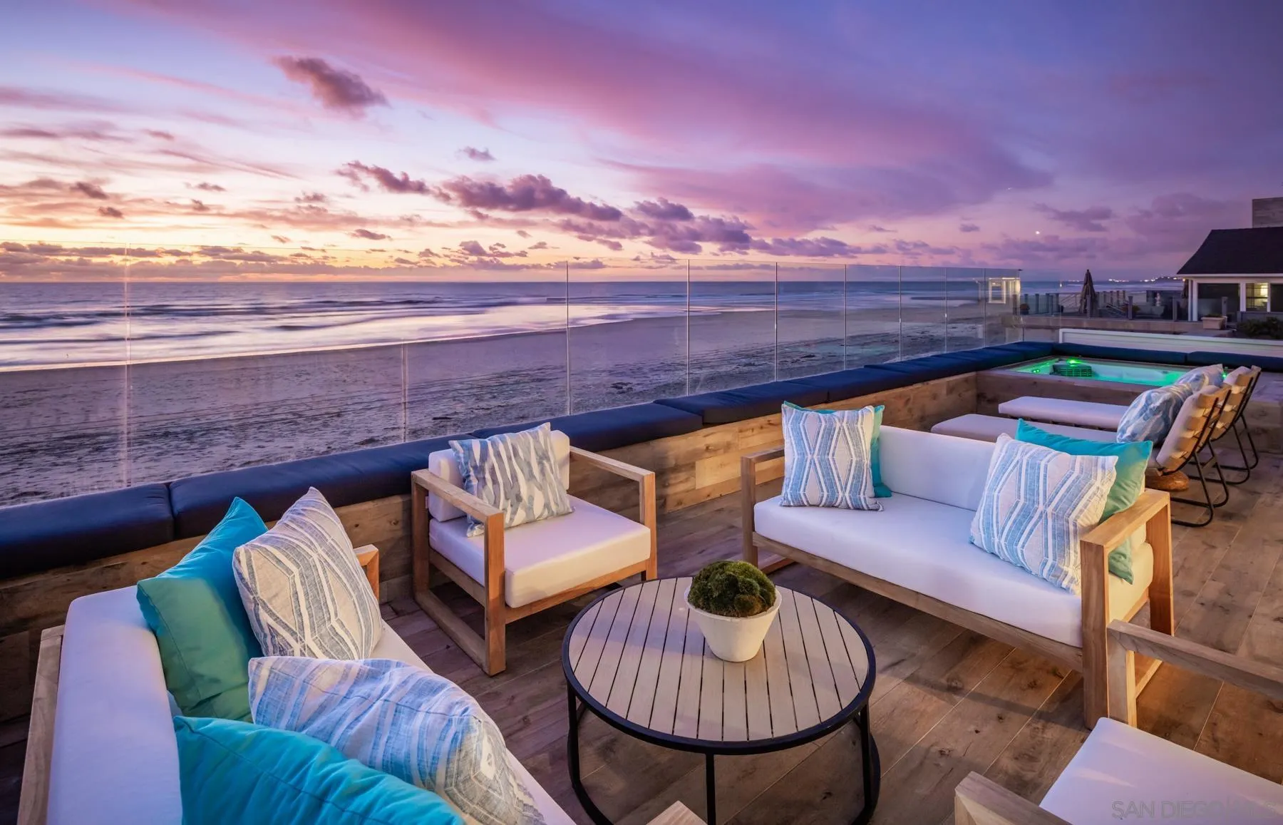 2050 Ocean Front Del Mar, CA 92014 - Photo 2 of 30