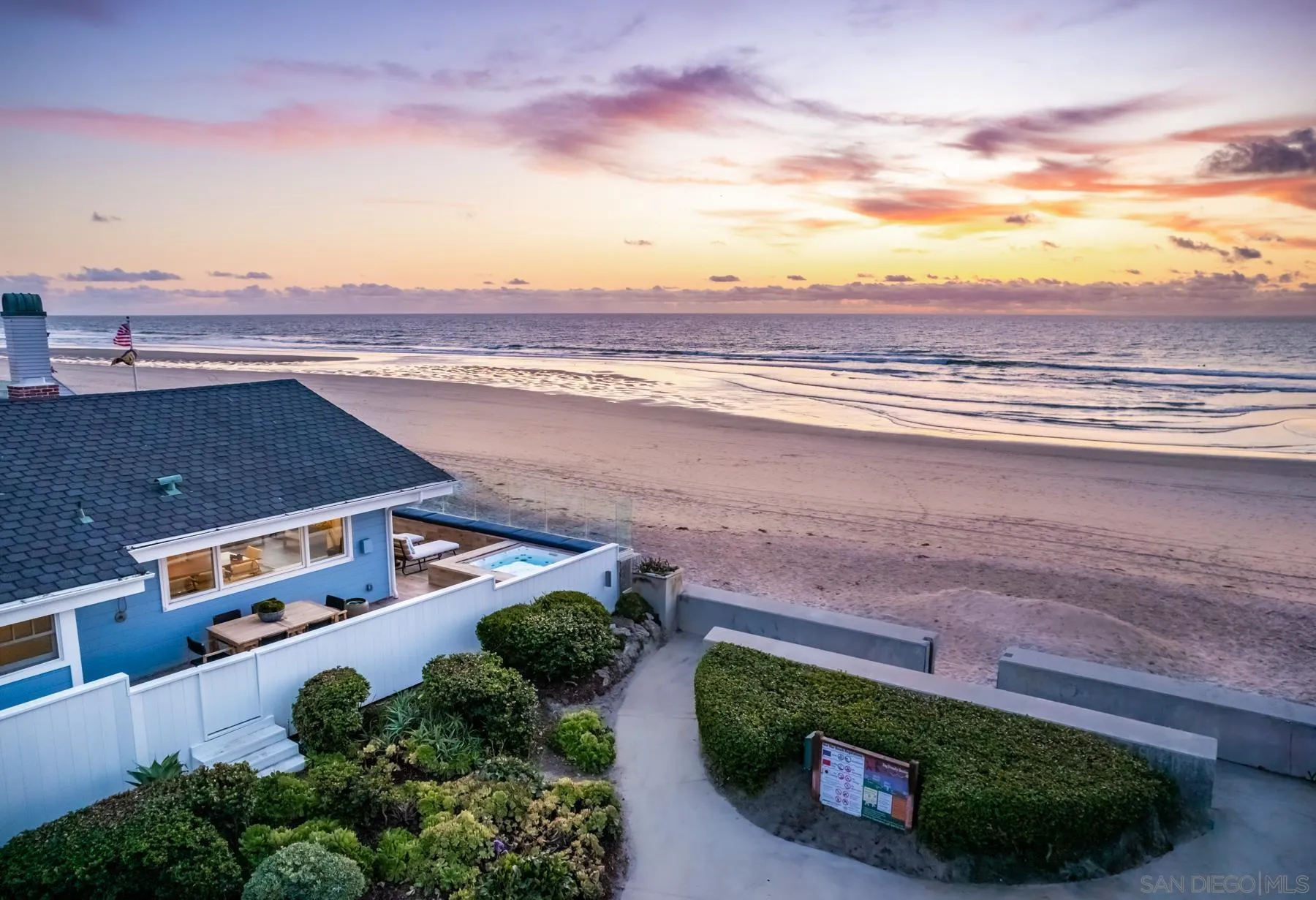 2050 Ocean Front Del Mar, CA 92014 - Photo 29 of 30