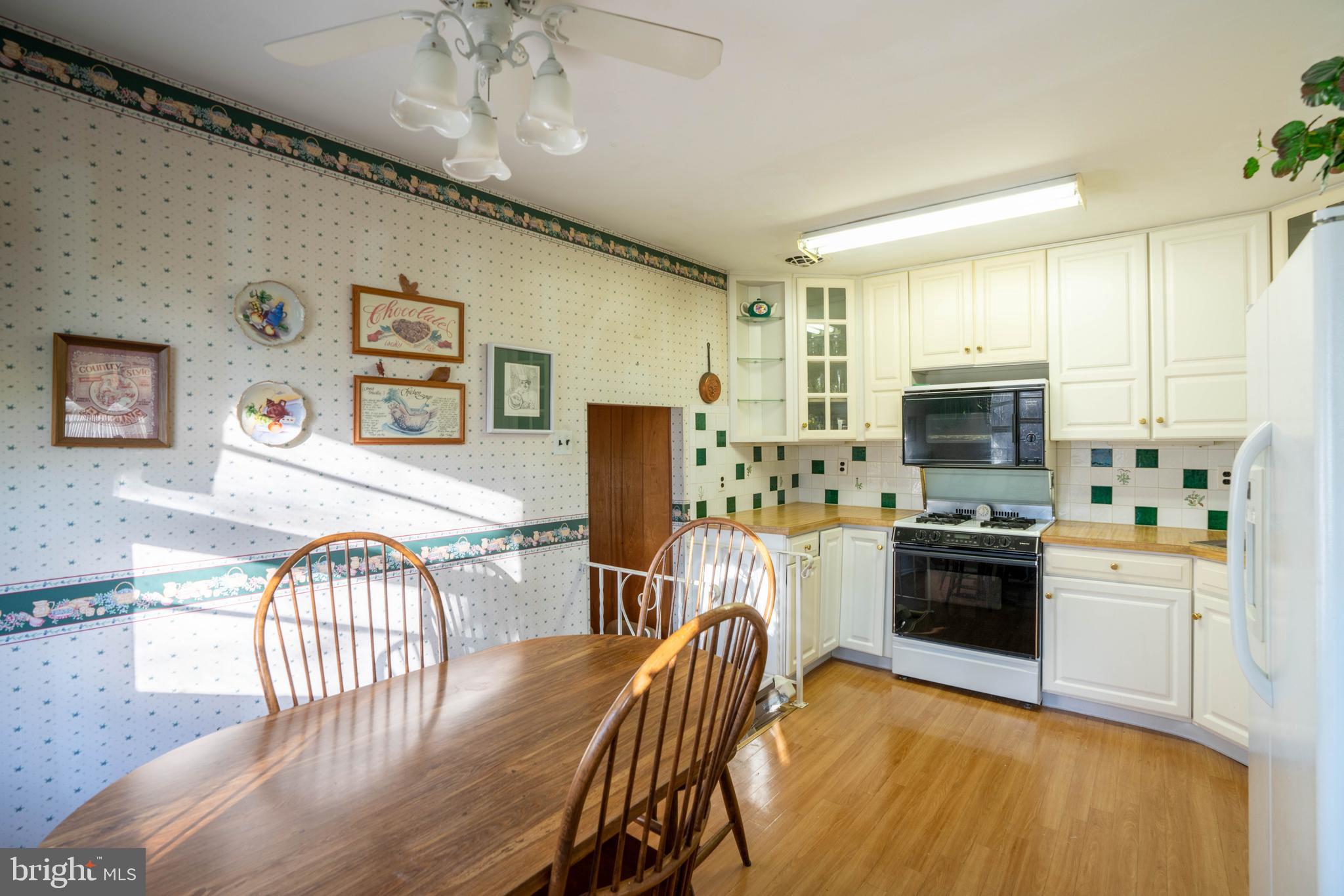 8832 Rising Sun Avenue Philadelphia, PA 19115 - Photo 16 of 39 Gallery Image 16
