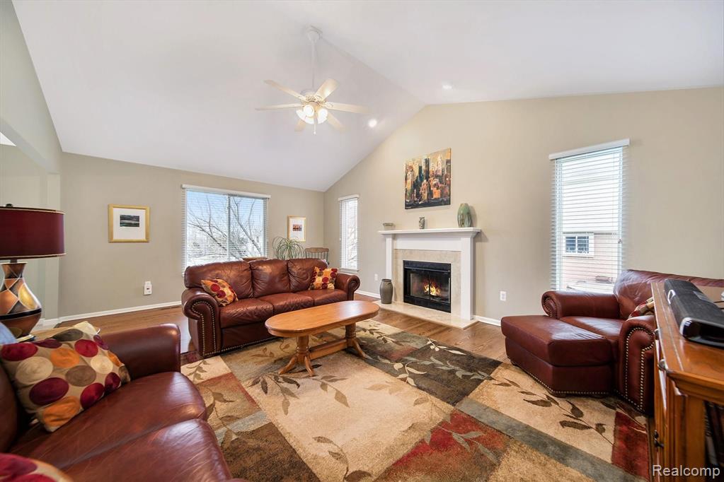3438 Cascade Circle Rochester Hills, MI 48307 - Photo 3 of 35