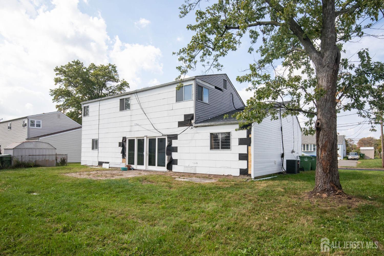 23 Sims Road Edison, NJ 08817 - Photo 6 of 28