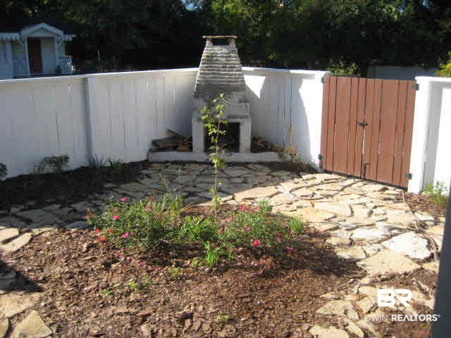 1116 Old Shell Road Mobile, AL 36604 - Photo 6 of 6 Backyard Courtyard