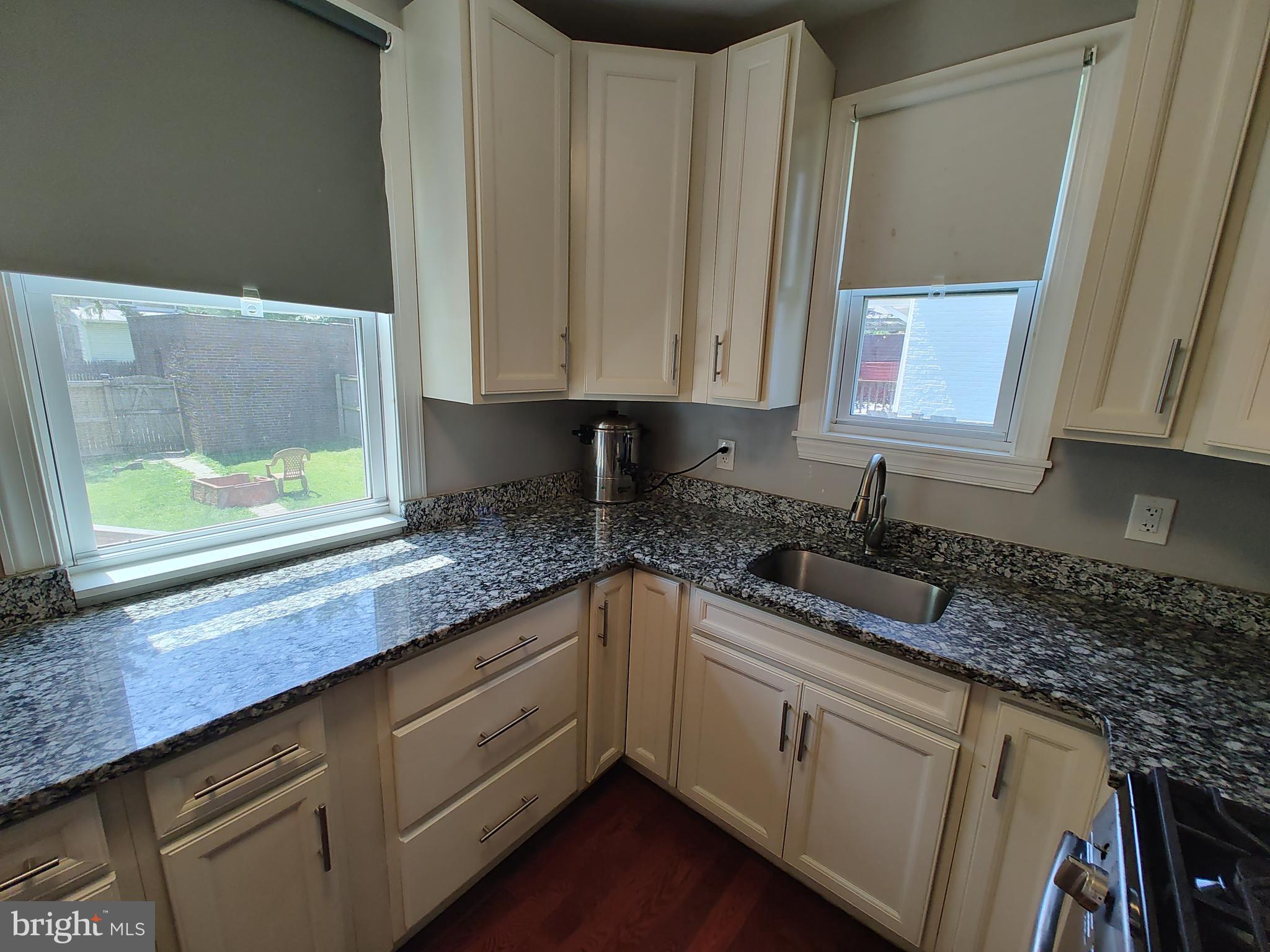 3603 Clarinth Road Baltimore, MD 21215 - Photo 4 of 42