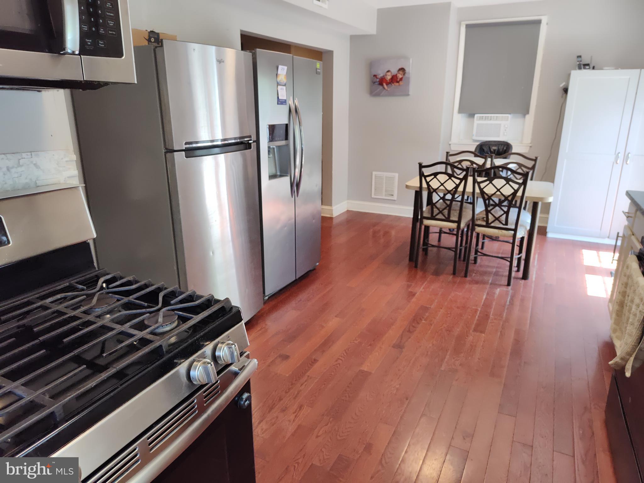 3603 Clarinth Road Baltimore, MD 21215 - Photo 9 of 42