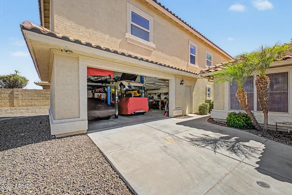 $599,990 | 7588 West Kerry Lane, Glendale, AZ 85308