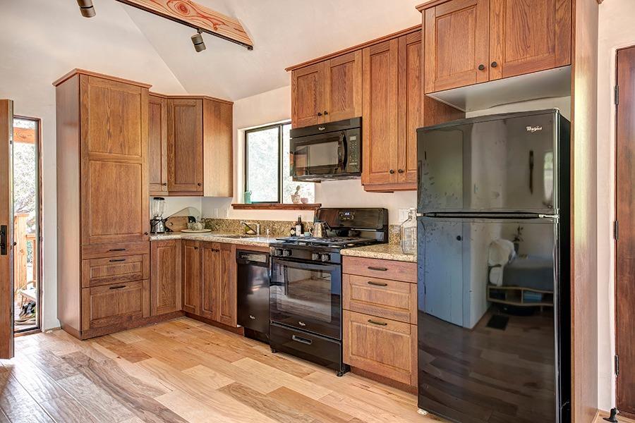 850 Carne Road Ojai, CA 93023 - Photo 9 of 35 Gallery Image 9