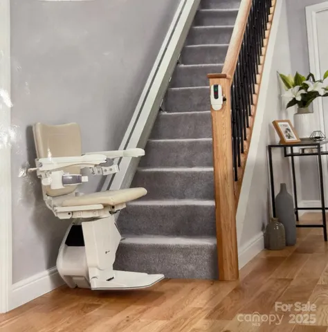 $424,000 | 24 Gray Wolf Lane, Hendersonville, NC 28792