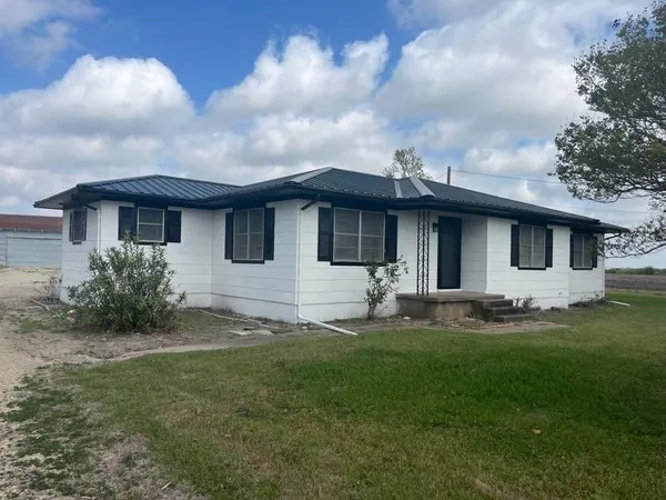 $2,000 | 1917 Farm To Market 308, Penelope, TX 76676