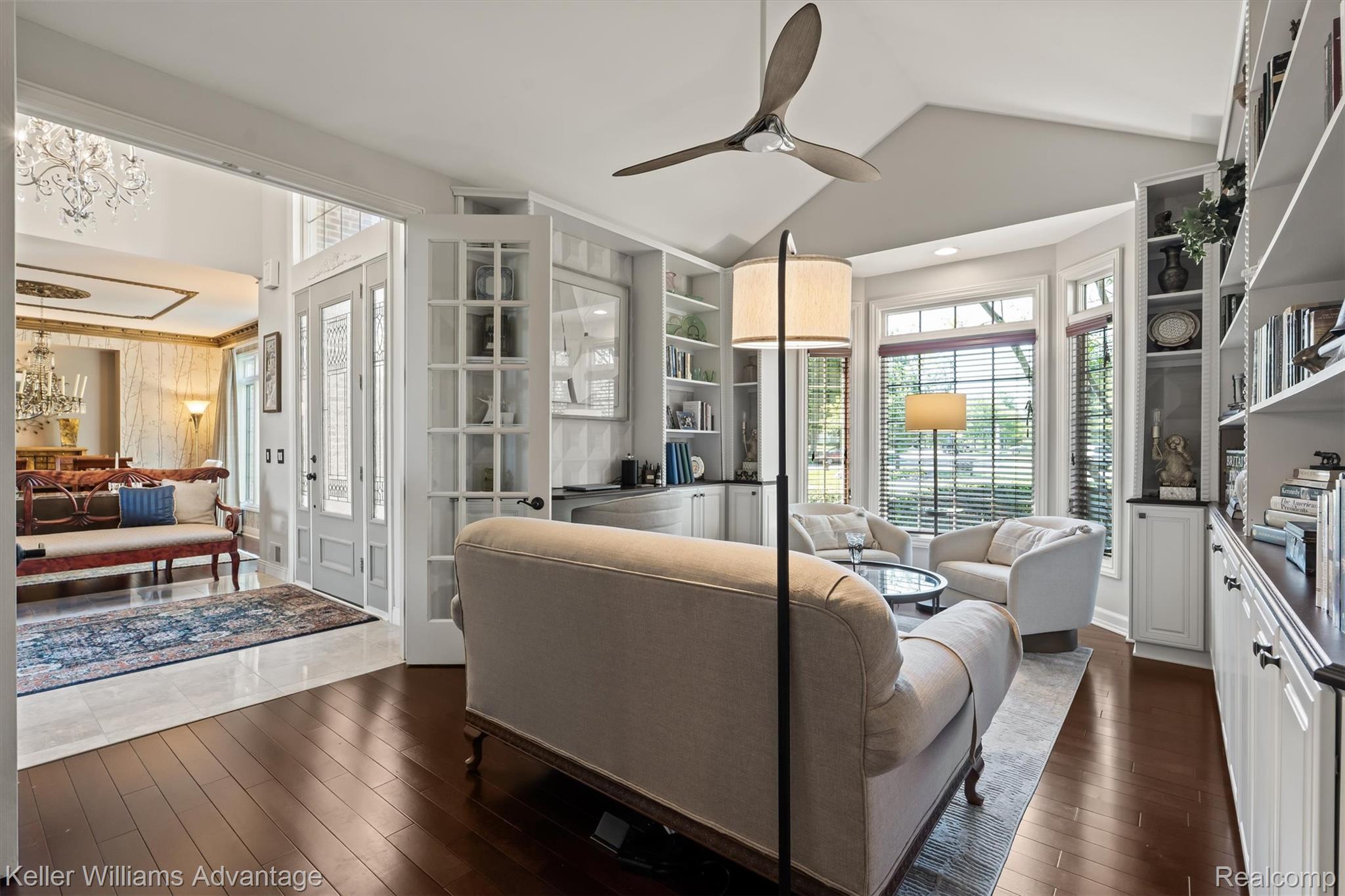 22878 Tree Top Court South Lyon, MI 48178 - Photo 15 of 75 25-Tree Top -18.jpg