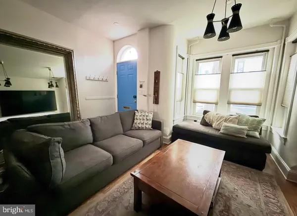 $4,200 | 768 Harvard Street Northwest, Washington, DC 20001