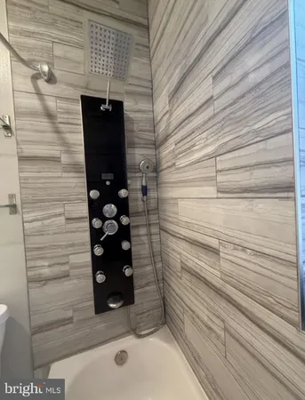$4,200 | 768 Harvard Street Northwest, Washington, DC 20001