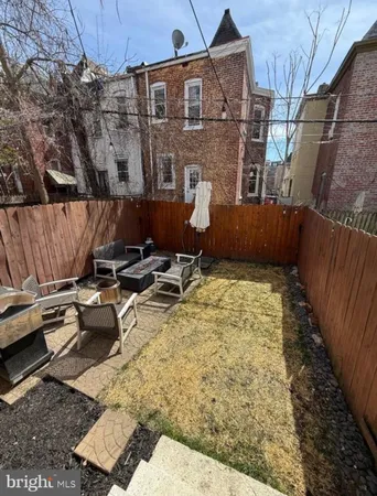 $4,200 | 768 Harvard Street Northwest, Washington, DC 20001