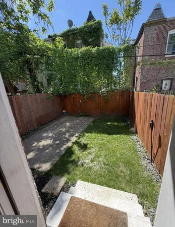 $4,200 | 768 Harvard Street Northwest, Washington, DC 20001