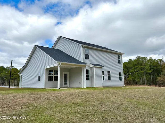 $378,500 | 88 Pikewood Court, Lillington, NC 27546