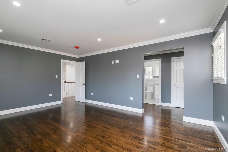 66 Wicks Path Commack, NY 11725 - Photo 19 of 24