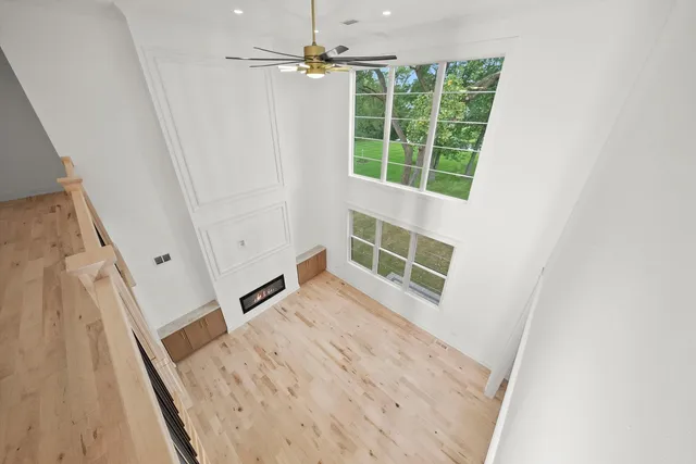 $2,200,000 | 15W670 83rd Street, Burr Ridge, IL 60527