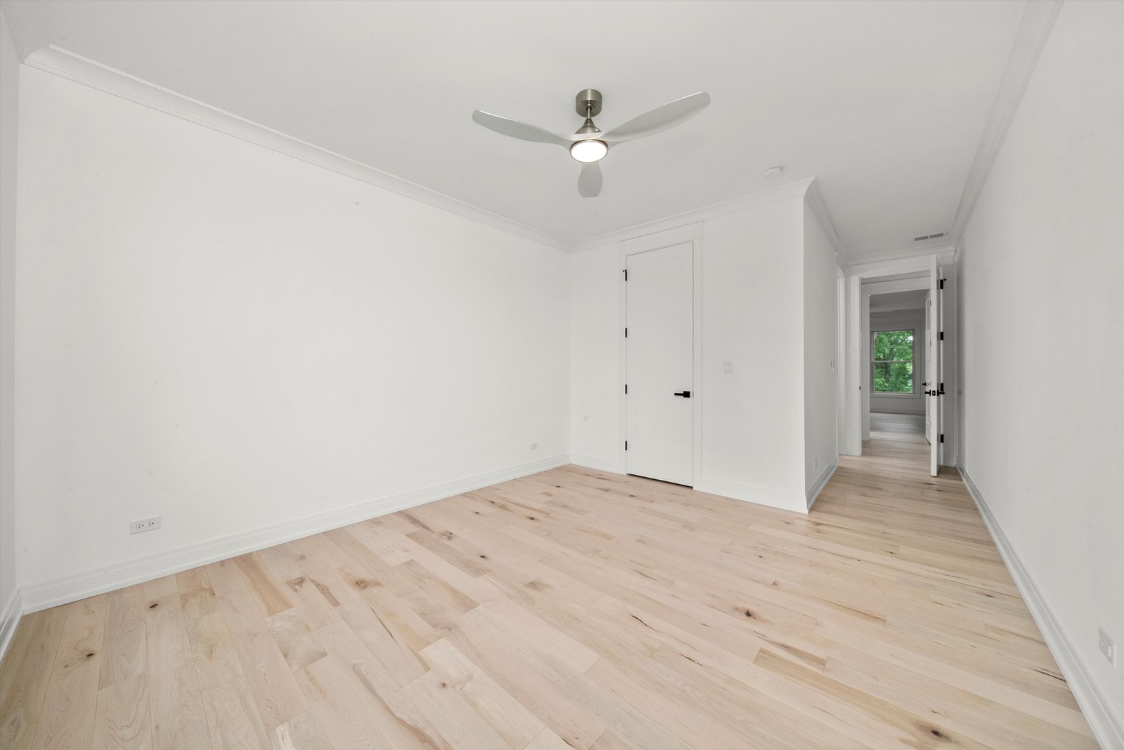 15W670 83rd Street Burr Ridge, IL 60527 - Photo 77 of 108 an empty room with fan and a ceiling fan
