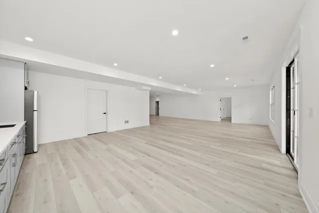 $2,200,000 | 15W670 83rd Street, Burr Ridge, IL 60527