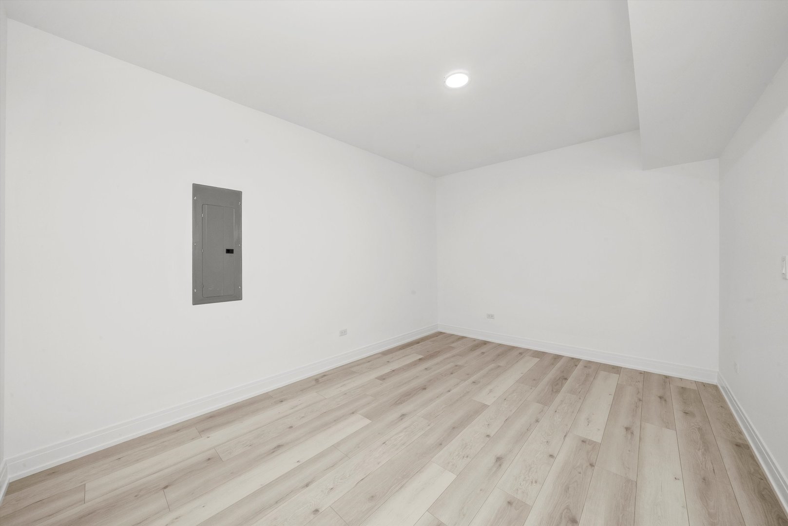 15W670 83rd Street Burr Ridge, IL 60527 - Photo 93 of 108 wooden floor in a room