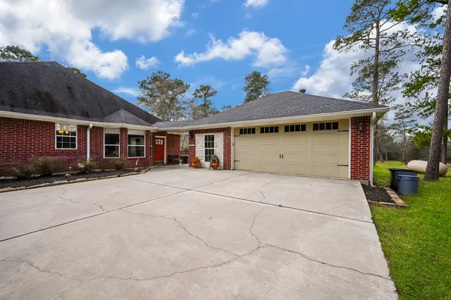 a view of a lake view