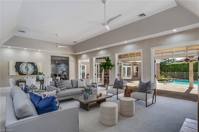 $3,970,000 | 704 Tamarind Court, Naples, FL 34108