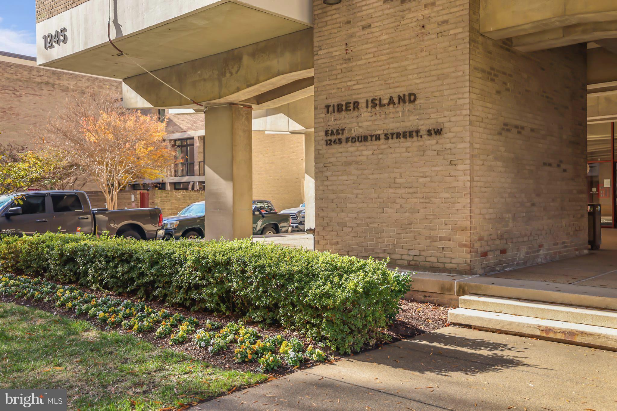 1245 4th Street Southwest, Unit E106 Washington, DC 20024 - Photo 6 of 40
