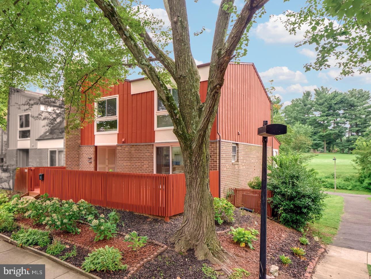 11468 Links Drive Reston, VA 20190 - Photo 1 of 1 Front