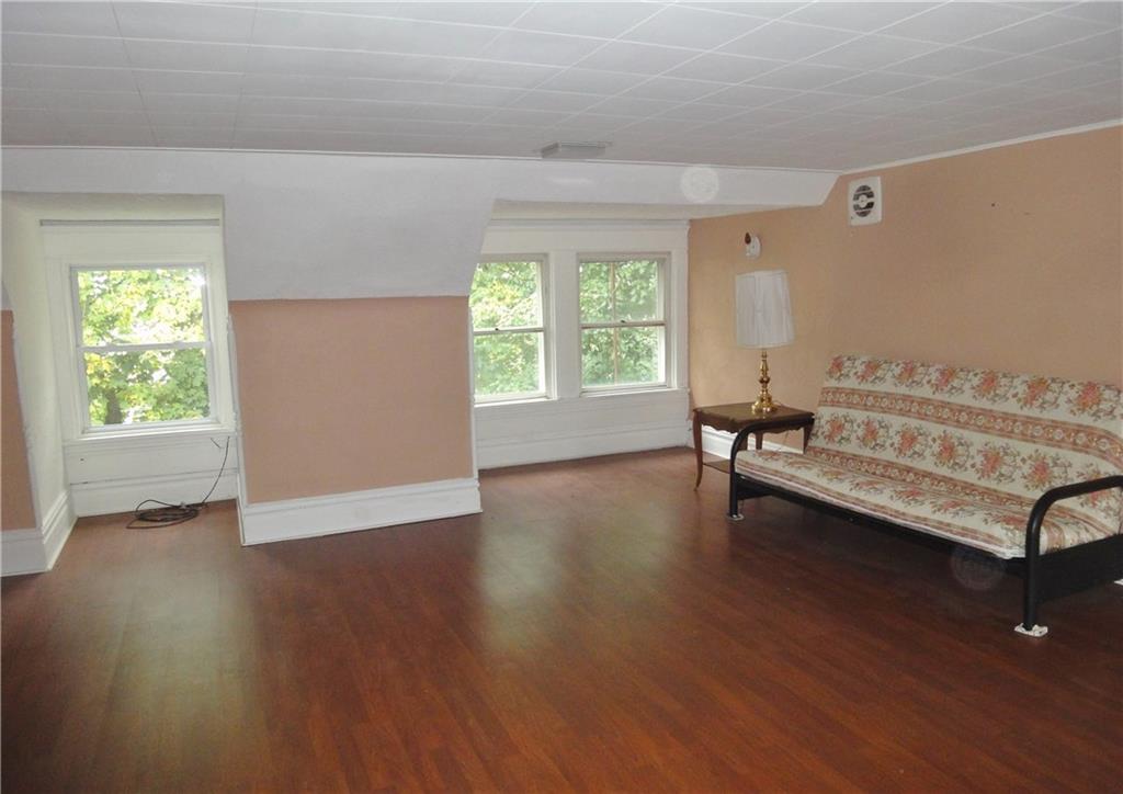 559 2nd Street Butler, PA 16001 - Photo 11 of 13 Gallery Image 11