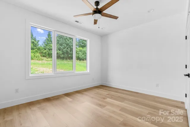 $699,000 | 68 Fullam Lane, Mills River, NC 28759