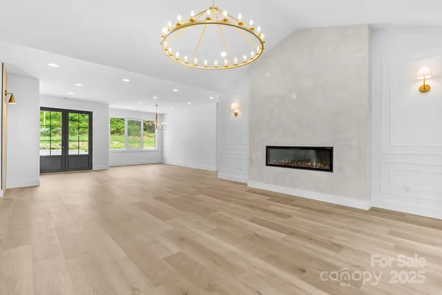 $699,000 | 68 Fullam Lane, Mills River, NC 28759