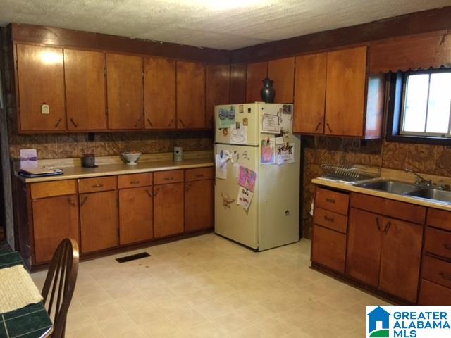 1955 Elvester Road Warrior, AL 35180 - Photo 13 of 20