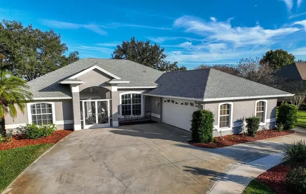 $475,000 | 16 Meadowlake Circle South, Lake Placid, FL 33852