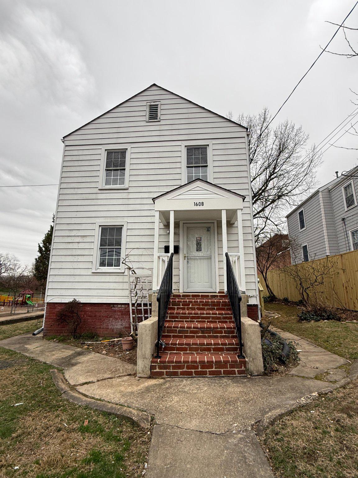1608 13th Road South Arlington, VA 22204 - Photo 2 of 16 Charming two-story home with character.