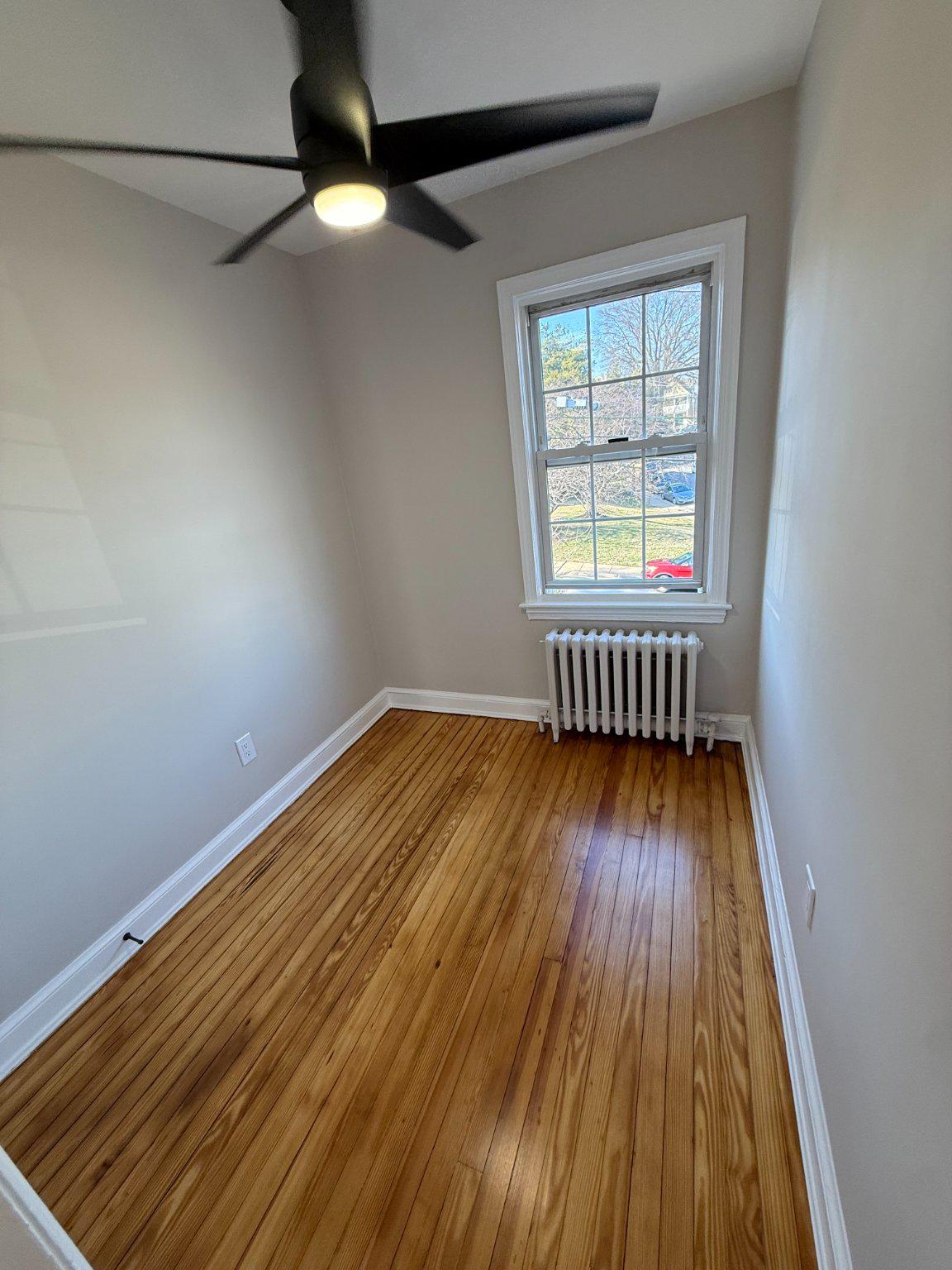 1608 13th Road South Arlington, VA 22204 - Photo 3 of 15