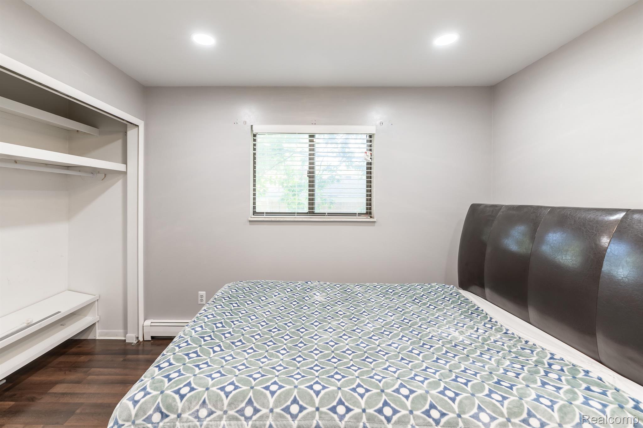 1510 Leon Road Walled Lake, MI 48390 - Photo 15 of 33